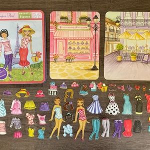 Dolly Dress Up Magnet Set 👗